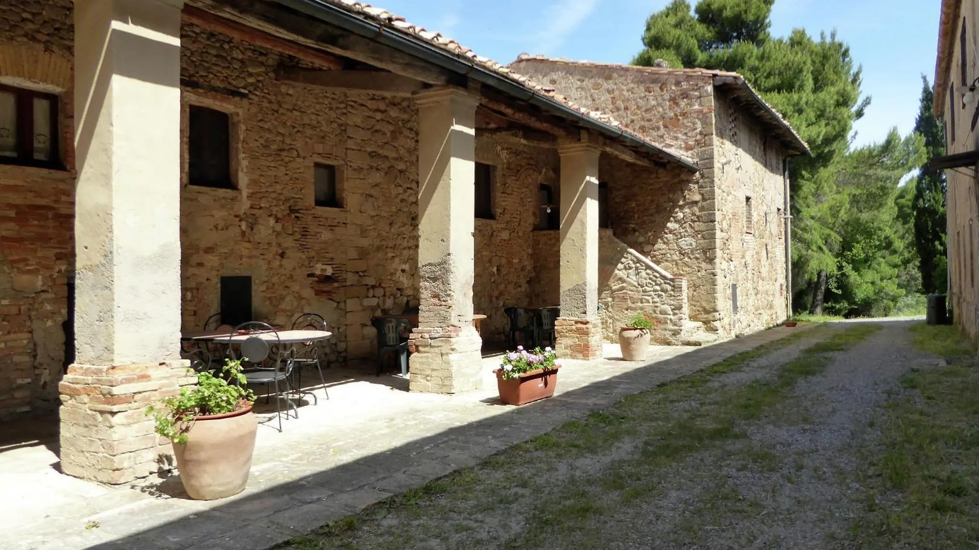Belvilla By Oyo Allodola Volterra 0*,  Italy