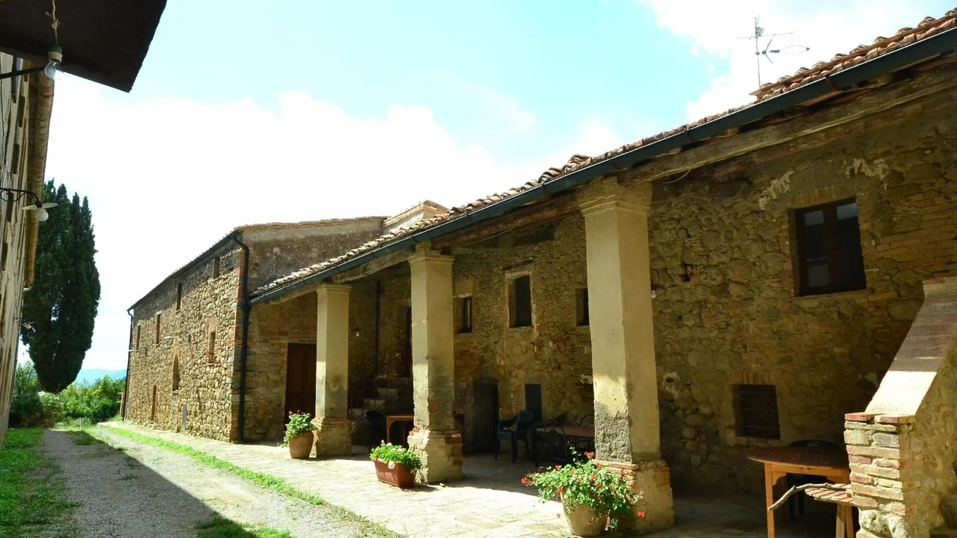 Holiday home Belvilla By Oyo Allodola Volterra Italy
